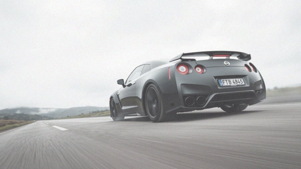 Jakie maksymalne prędkości jest w stanie osiągnąć NISSAN GT-R R35?